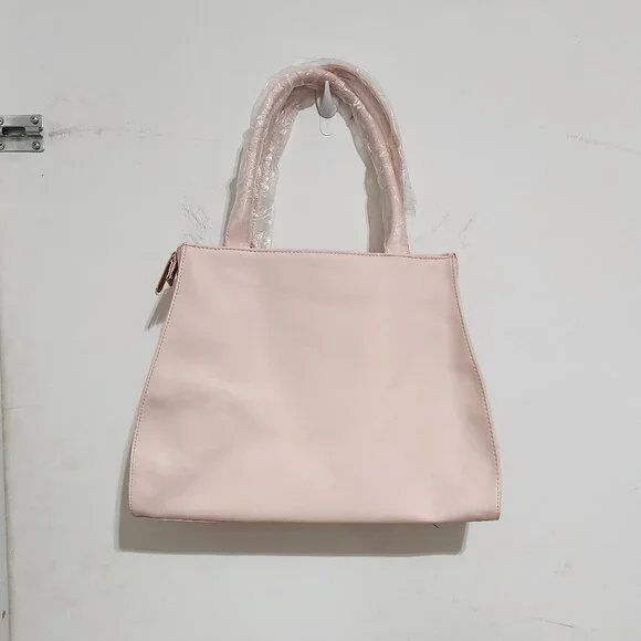 Juicy Couture Purse, New. - Picture 2 of 7